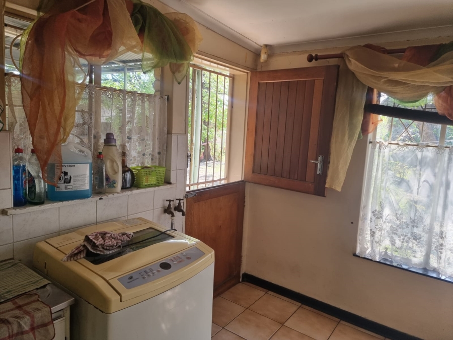 4 Bedroom Property for Sale in Oos Einde North West